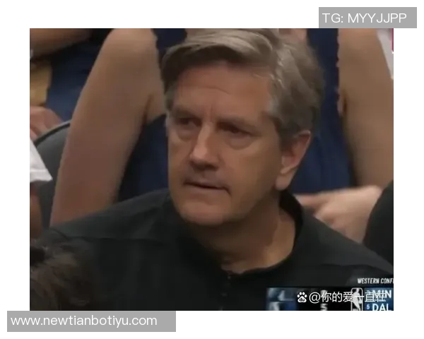 华子承担持球防守责任芬奇希望减轻麦丹犯规压力 华子承担持球防守责任芬奇希望减轻麦丹犯规压力