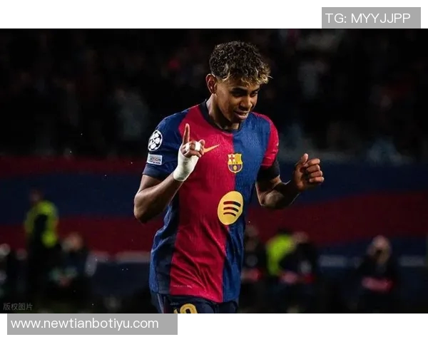 德转评选年度最佳右边锋候选人揭晓杜埃奥利塞萨拉赫亚马尔入围