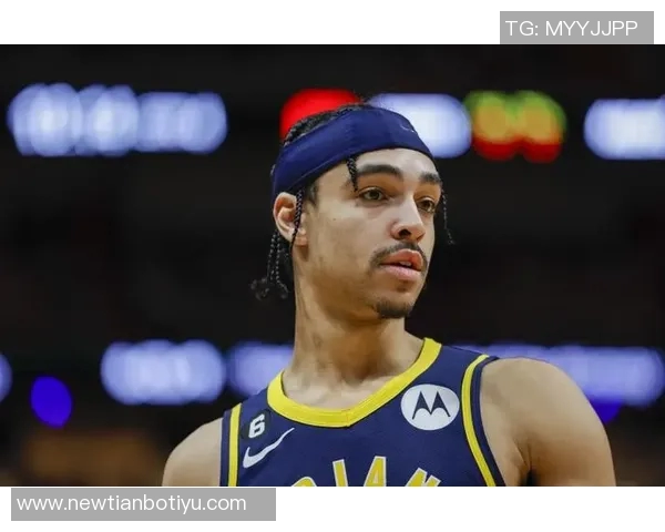 内姆哈德强调浓眉复出对球队至关重要攻防两端均为核心支柱